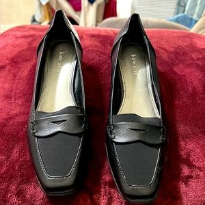 Kate Ann NWOT size 7 med